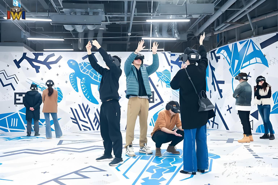 Buon prezzo XR Space Arcade VR with 10 Minute Sessions, Temperature Variations, and Dynamic Motion Platforms for Location Based Entertainment in linea